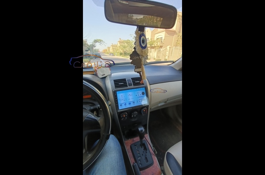 Corolla Toyota White