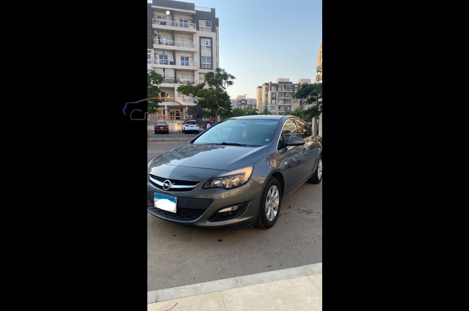 Astra Opel رمادي