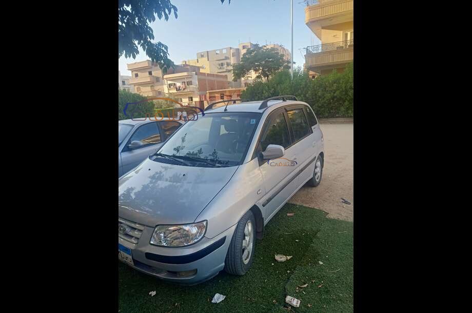 Matrix Hyundai فضي