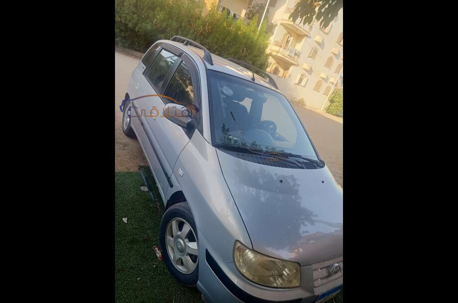 Matrix Hyundai فضي