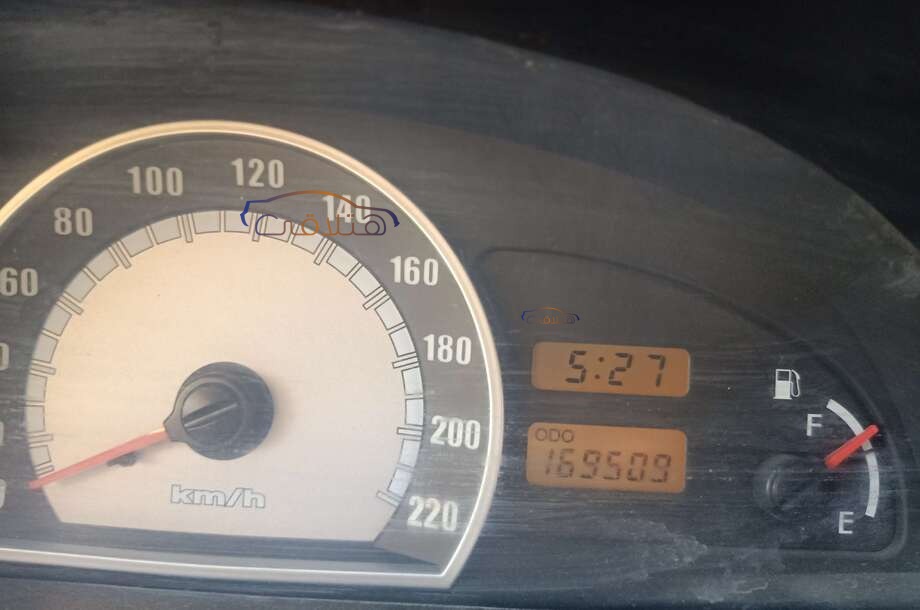 Matrix Hyundai فضي