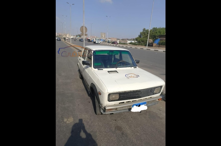 128 Fiat أبيض