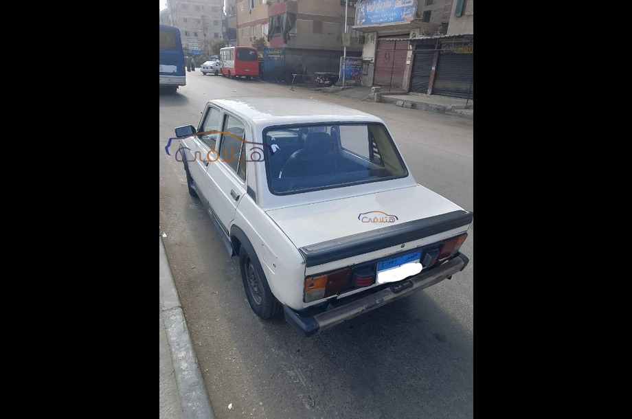128 Fiat أبيض