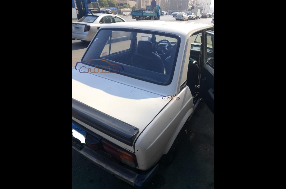 128 Fiat أبيض