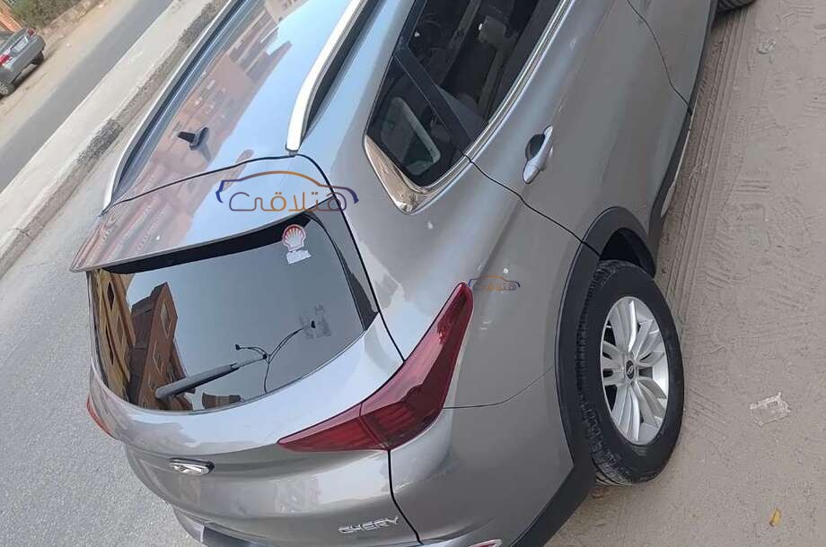 Tiggo 7 Chery رمادي