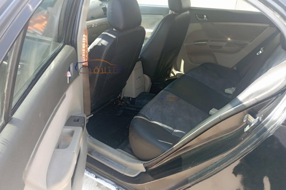 Emgrand 7 Geely أسود