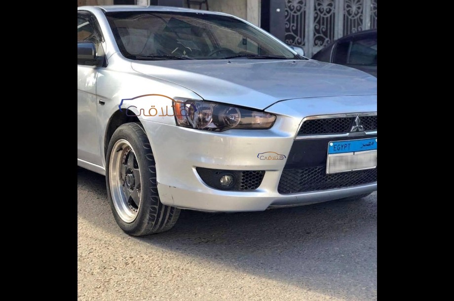 Lancer EX Shark Mitsubishi فضي