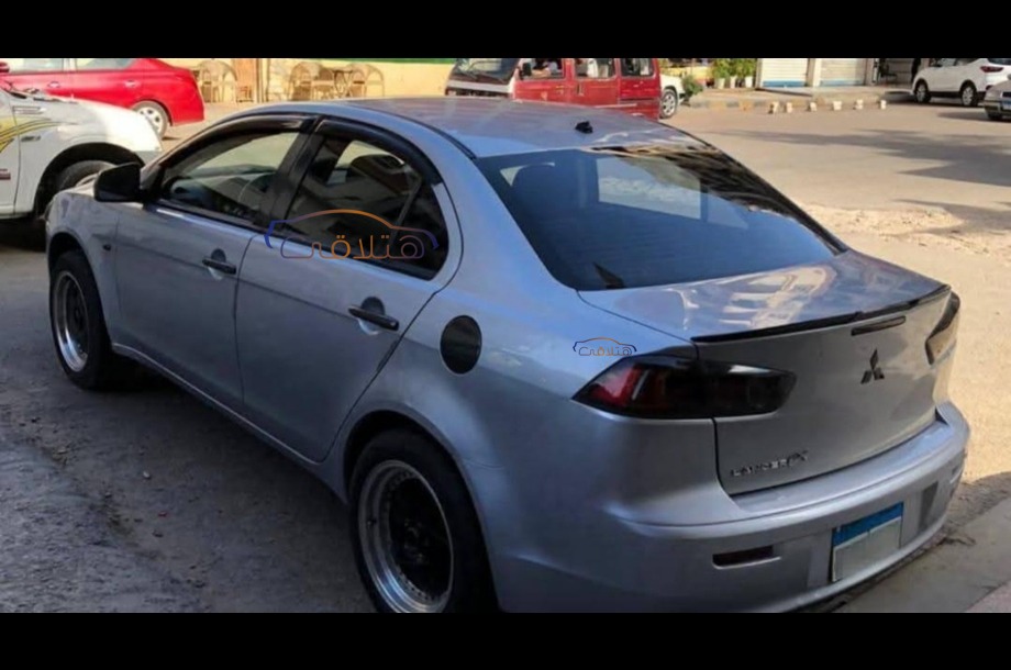 Lancer EX Shark Mitsubishi فضي