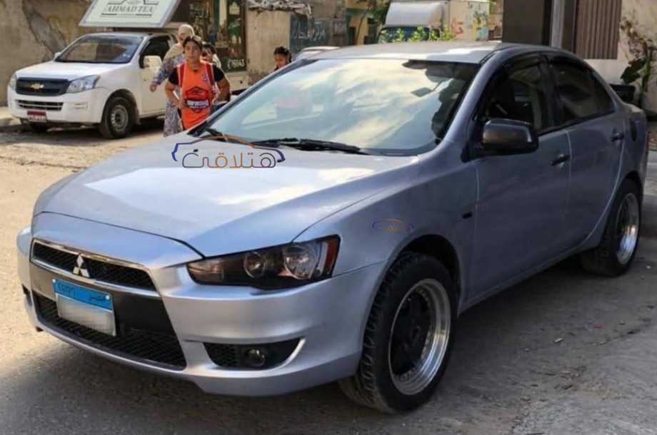 Lancer EX Shark Mitsubishi فضي