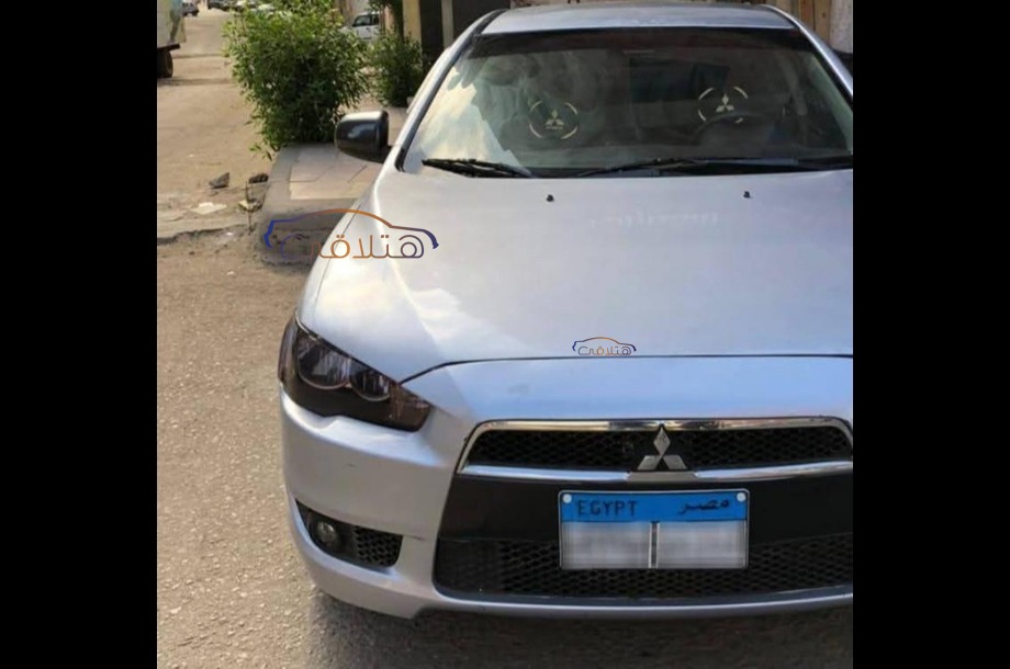 Lancer EX Shark Mitsubishi فضي