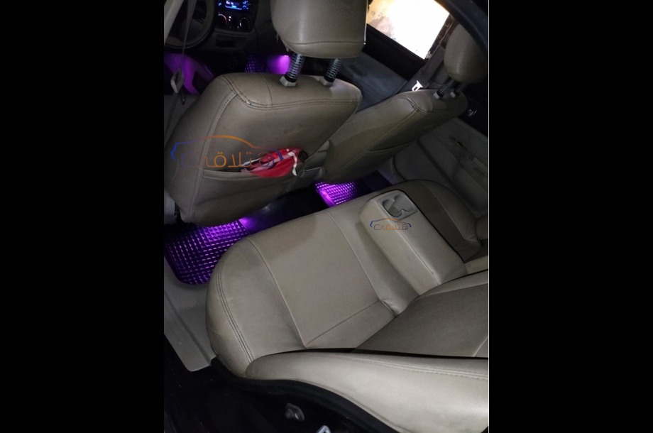 Lancer Puma Mitsubishi أسود