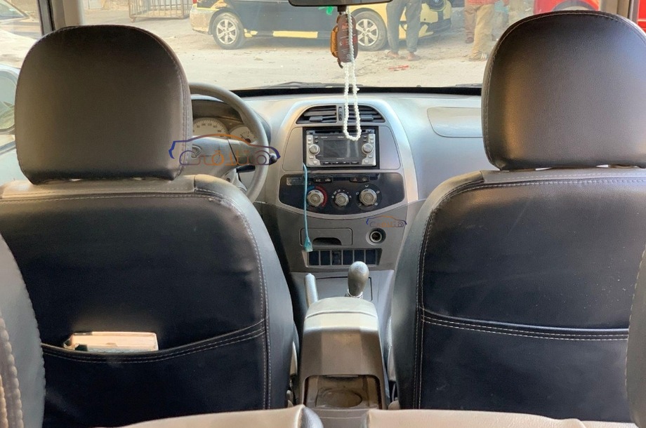 Tiggo Speranza رمادي