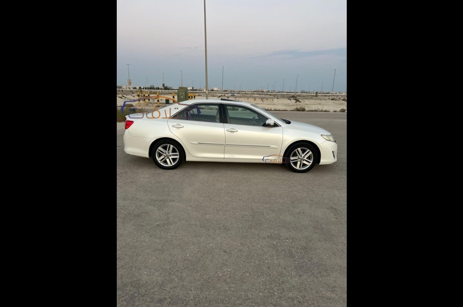 Camry Toyota White
