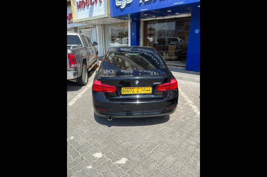 318 BMW Black