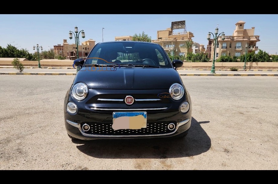 500 Fiat أسود