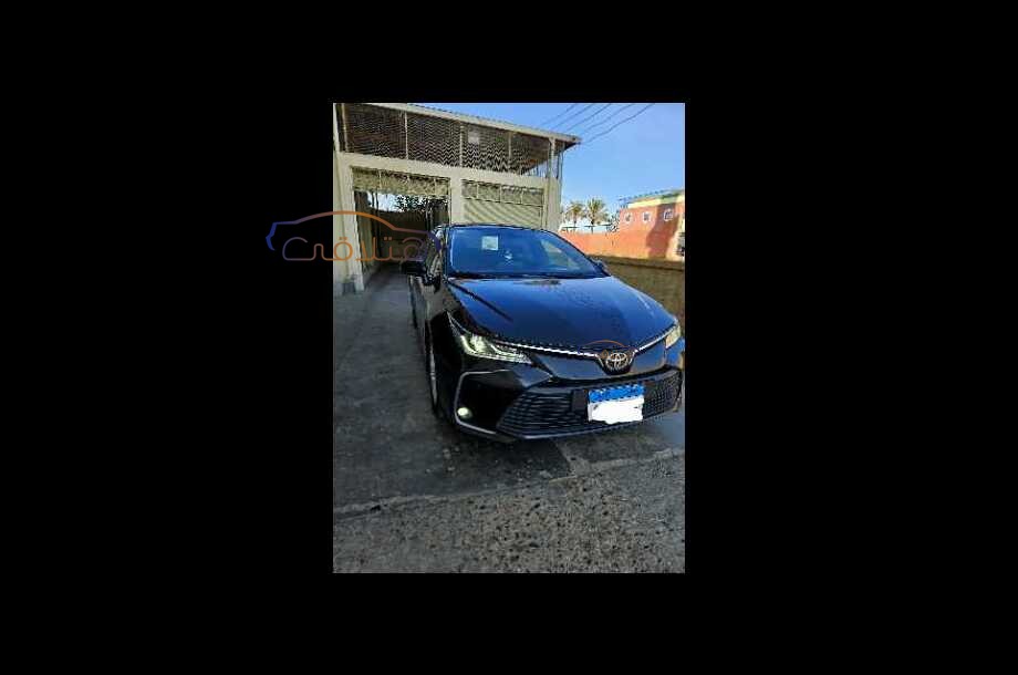 Corolla Toyota أسود