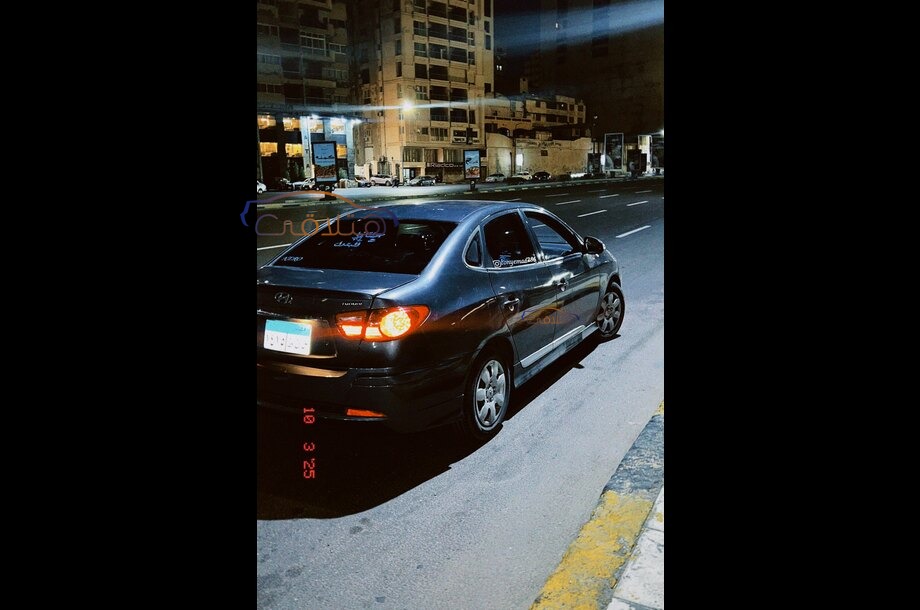 Elantra HD Hyundai رمادي