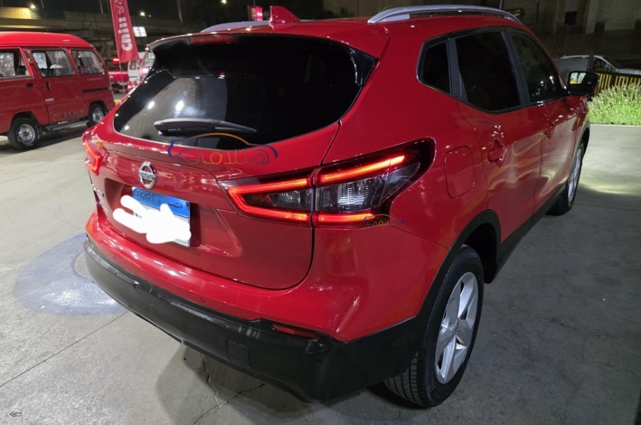 Qashqai Nissan Red