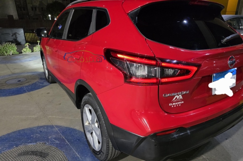 Qashqai Nissan Red