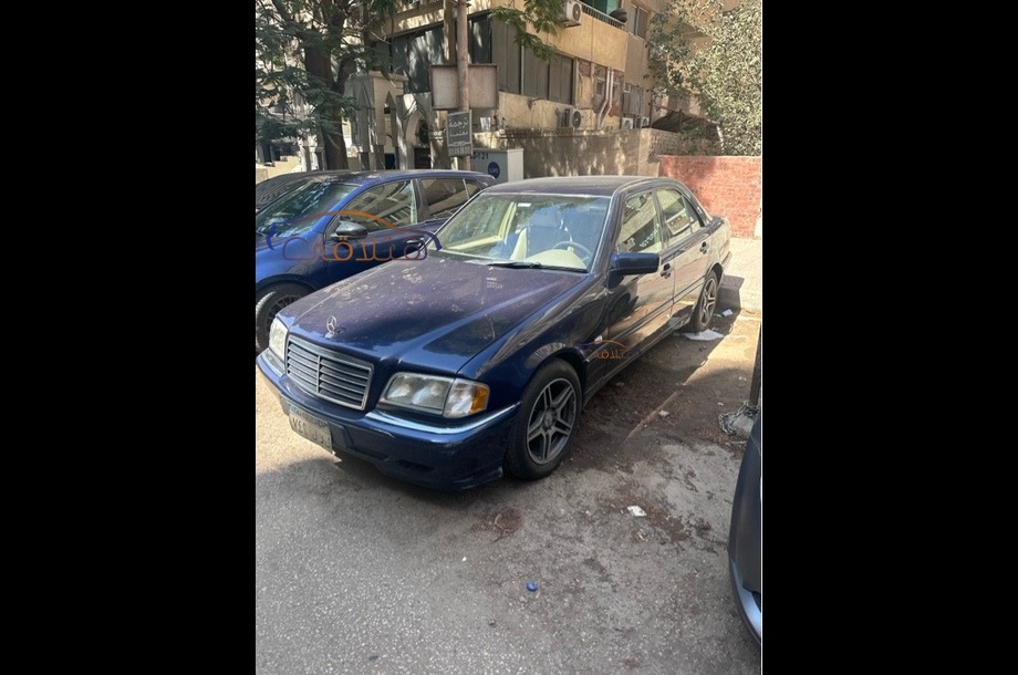 C 180 Mercedes Blue
