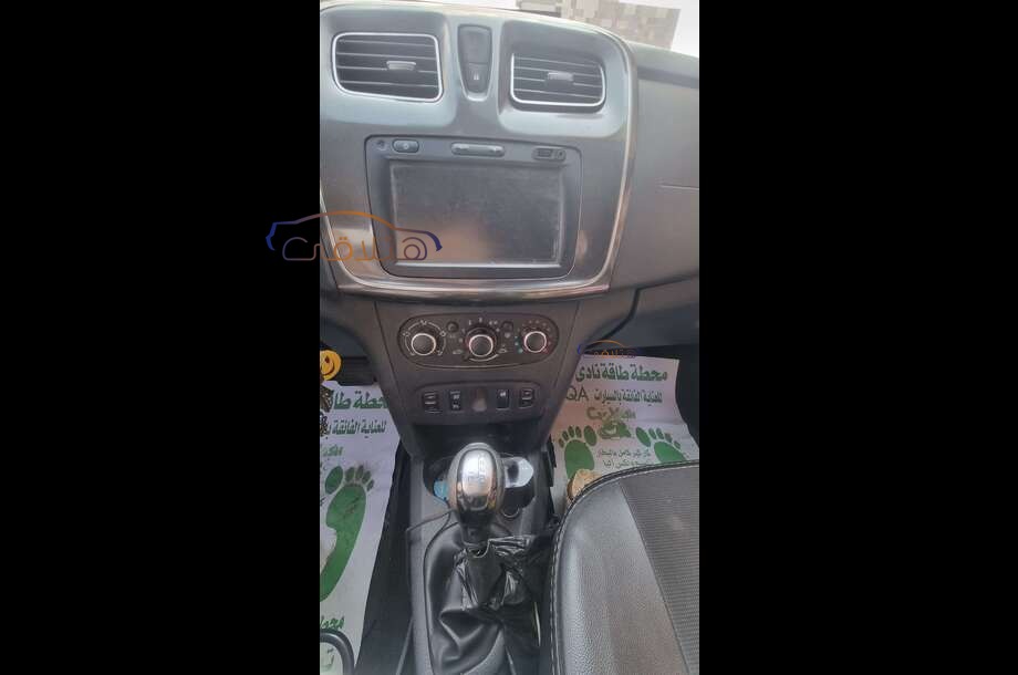 Sandero Step Way Renault أسود