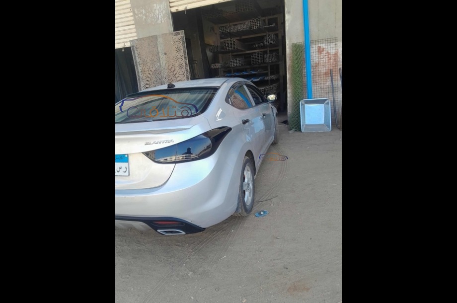 Elantra MD Hyundai رمادي