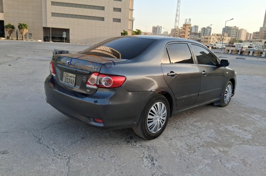 Corolla Toyota Gray