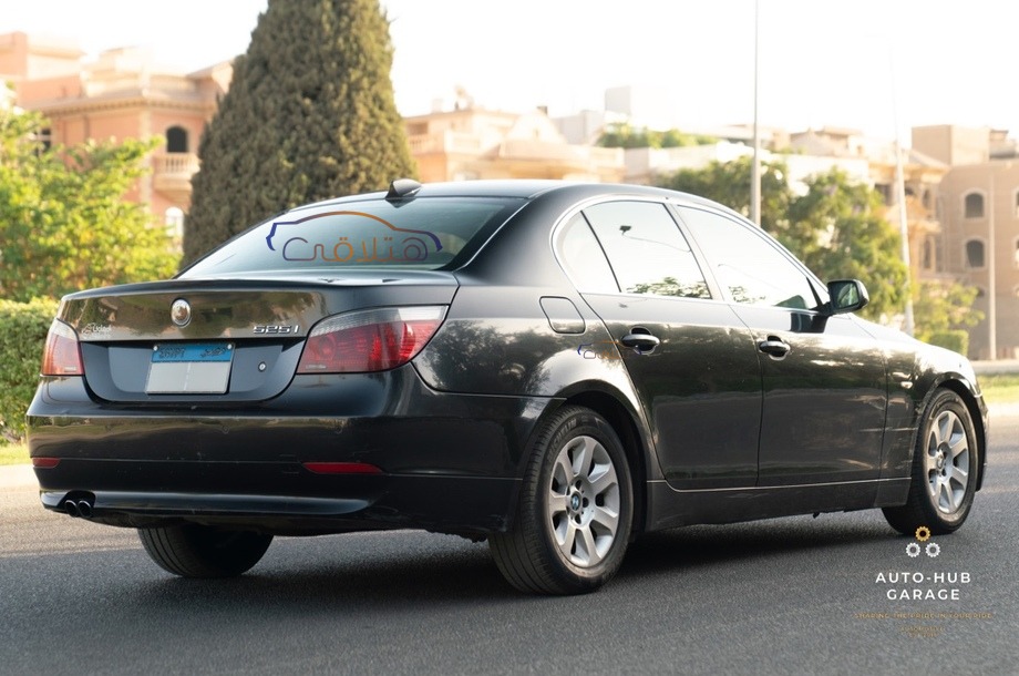 525 BMW أسود