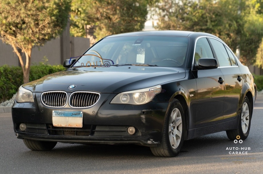 525 BMW أسود