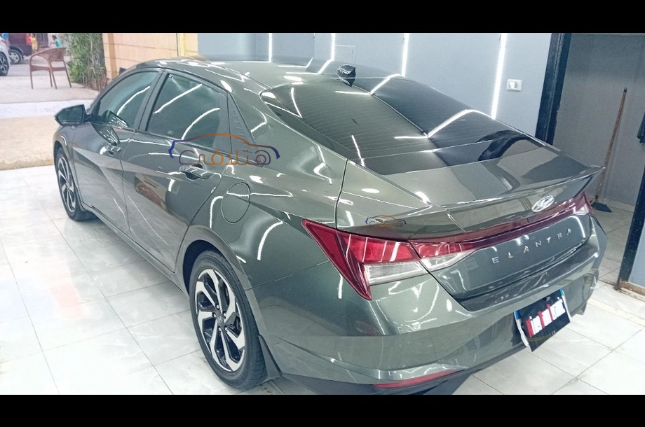 Elantra CN7 Hyundai أخضر