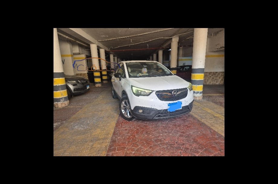 Crossland Opel أبيض