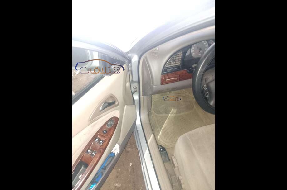 Nubira 2 Daewoo رمادي