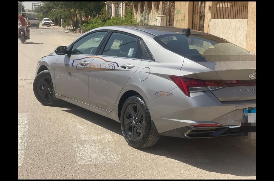 Elantra Hyundai Silver