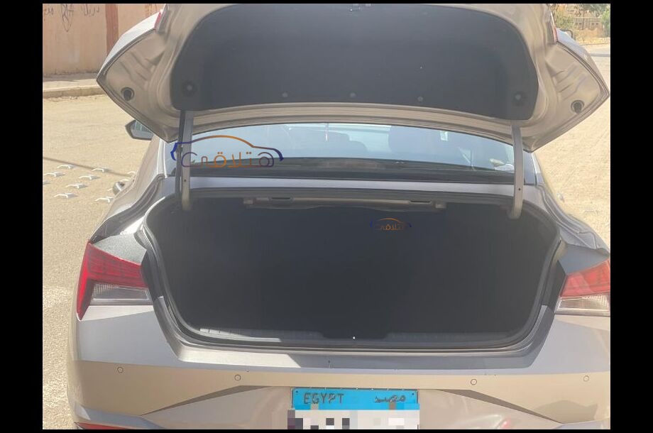 Elantra Hyundai Silver