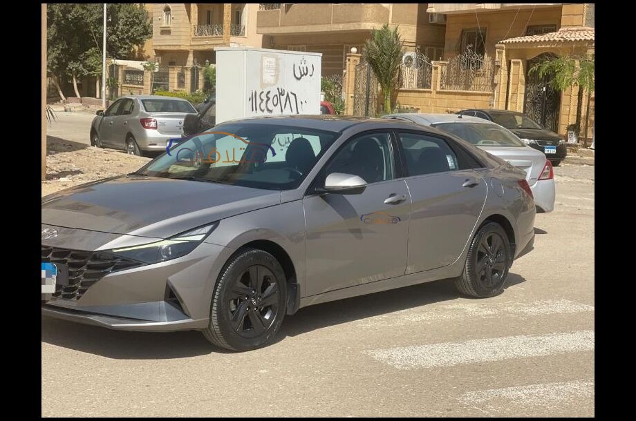 Elantra Hyundai Silver
