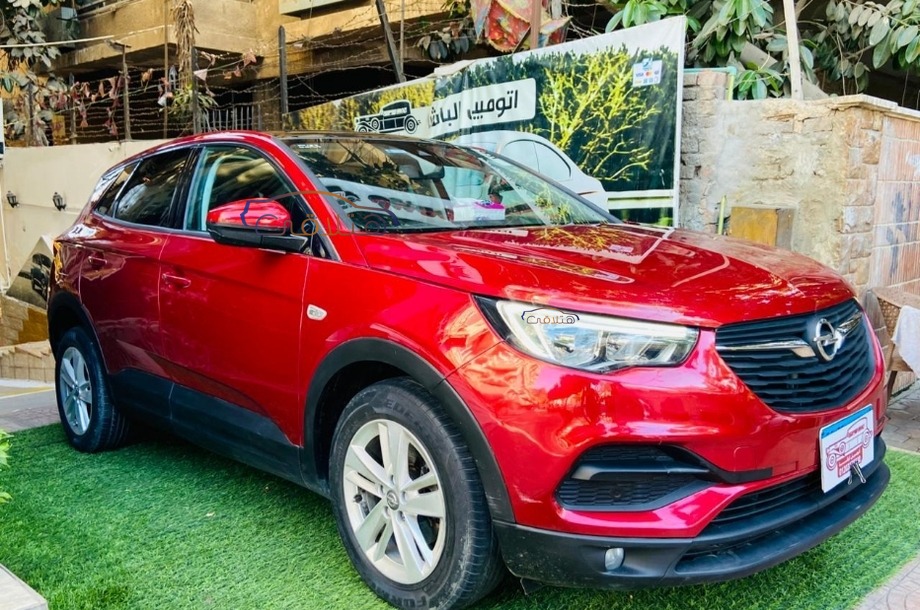 Grandland Opel Red
