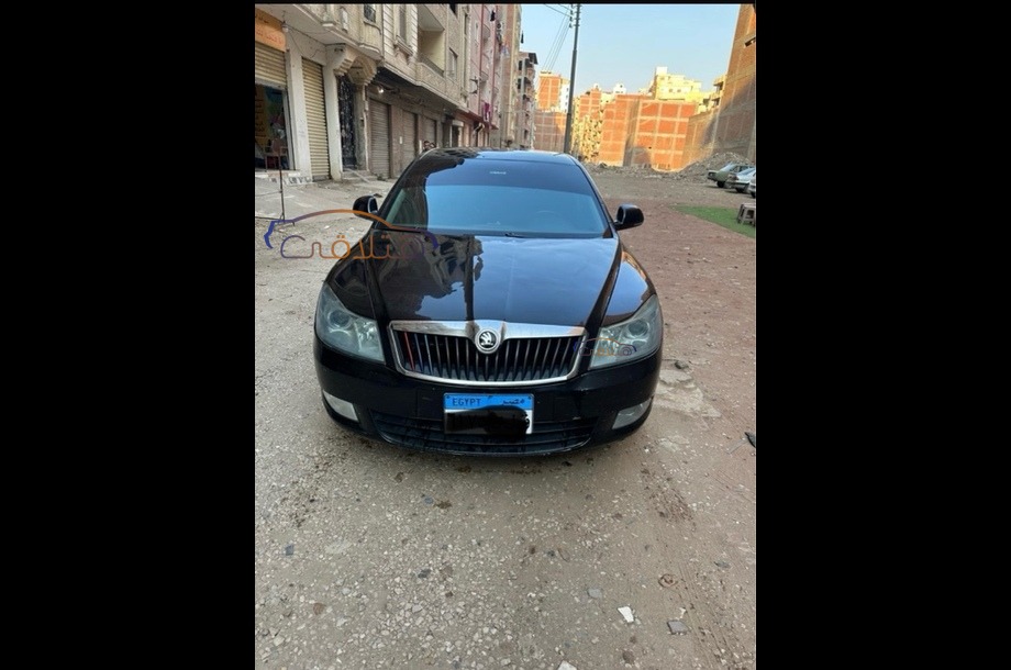 Fantasia Skoda أسود