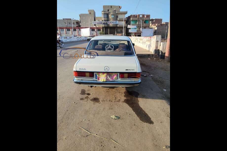 200 Mercedes أبيض