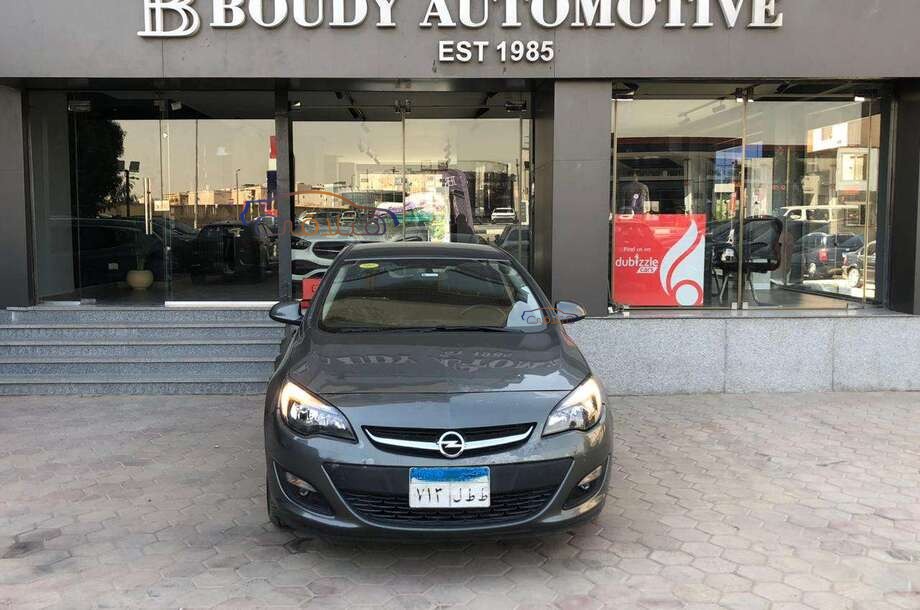 Astra Opel رمادي