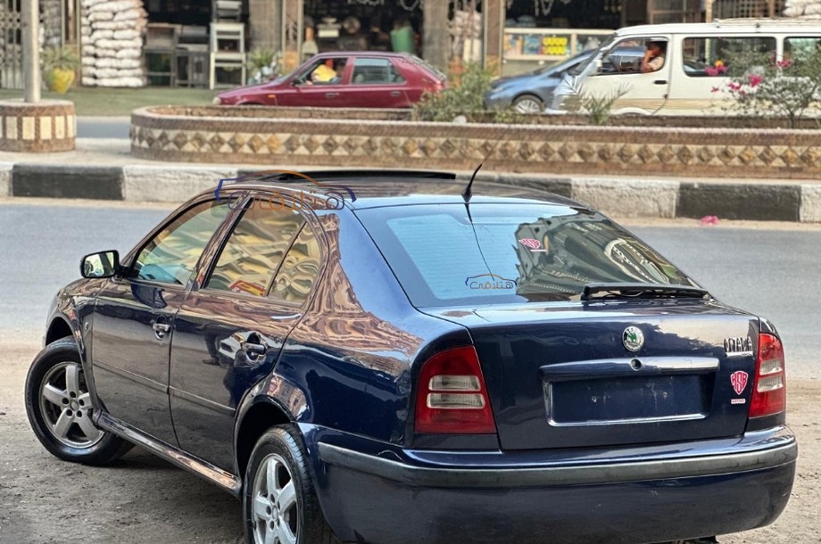 Octavia A4 Skoda أزرق