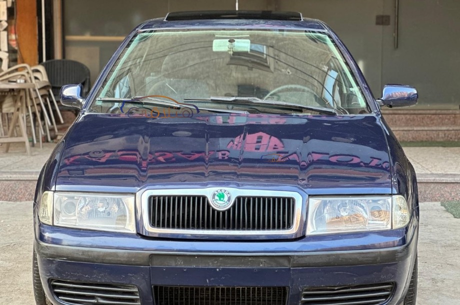 Octavia A4 Skoda أزرق