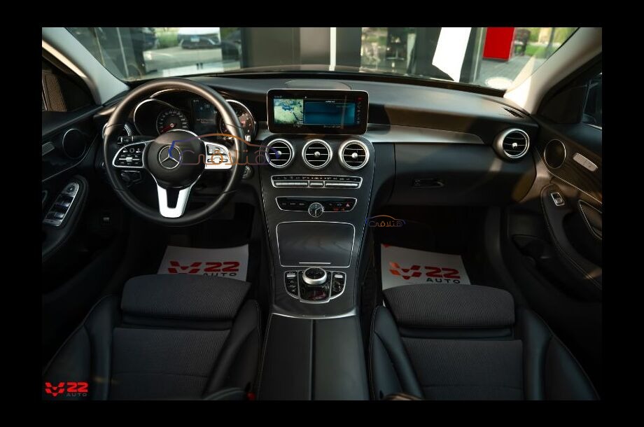 C 200 Mercedes Black