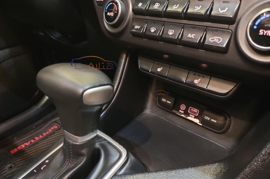 Sportage Kia احمر غامق