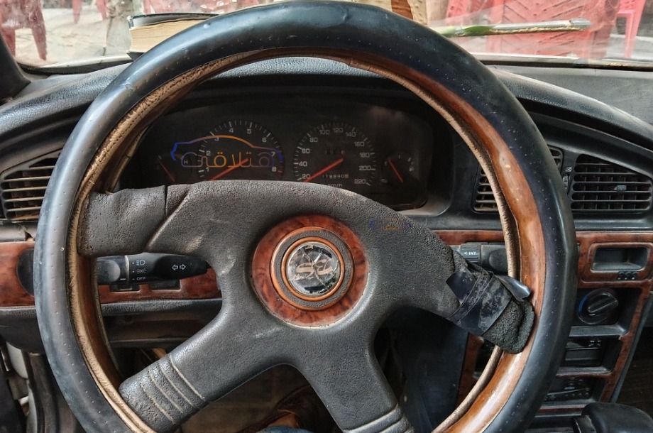 Elantra Hyundai أبيض