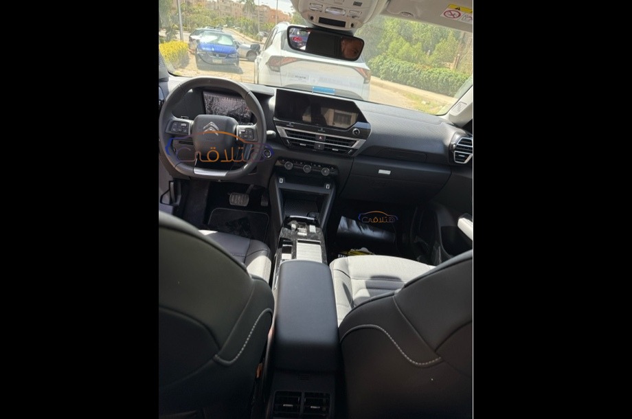 C4X Citroën فضي