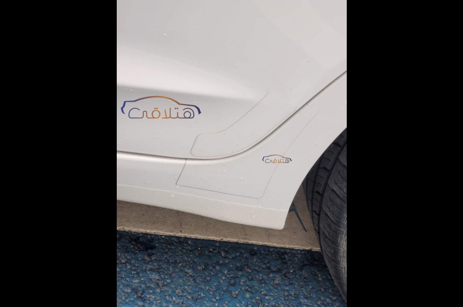 Avante Hyundai White