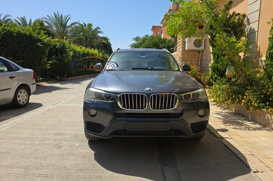 X3 BMW Dark grey