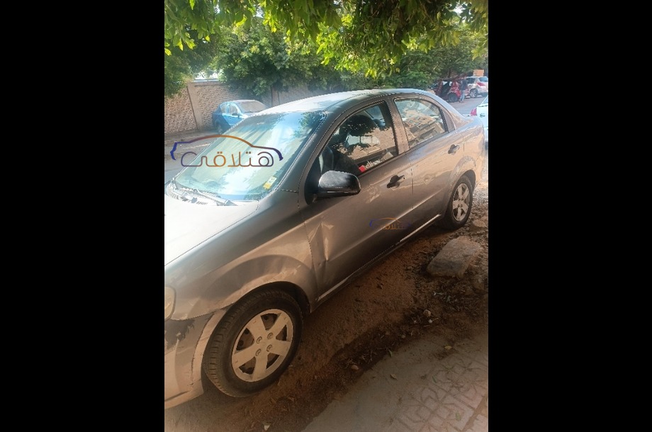 Aveo Chevrolet Silver