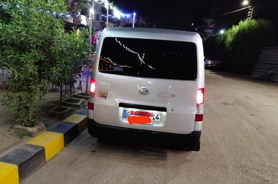 Gran max Daihatsu Silver