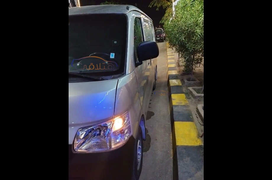 Gran max Daihatsu Silver